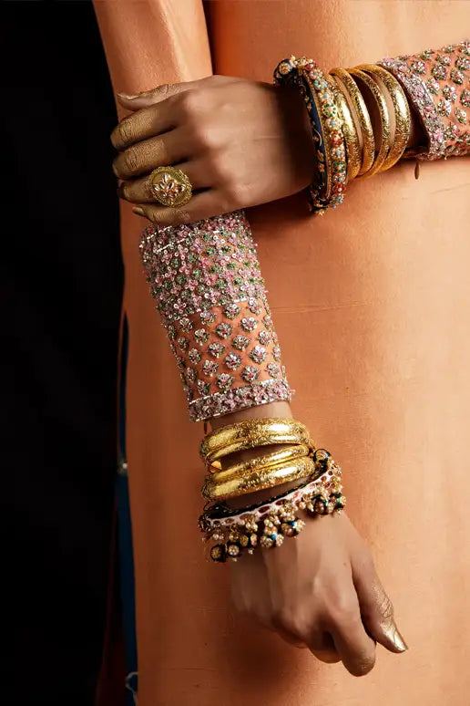 VASKAS-HUSSAIN REHAR