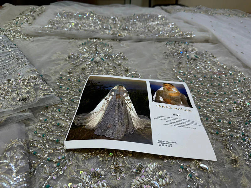 FARAZ MANAAN - MAHIRA KHAN